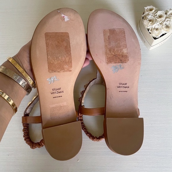 New Stuart Weiztman $450 Brown Leather Gold Rose Appliqué Thong Sandals Flats - Picture 12 of 12
